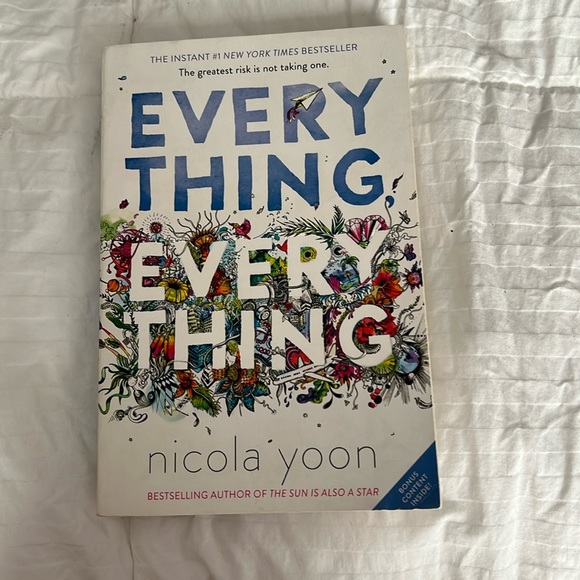 Everything, everything by Nicola yoon - Picture 1 of 3